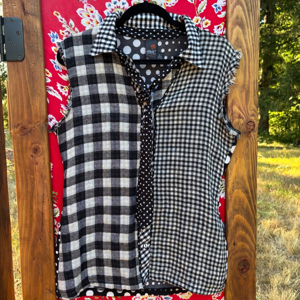2000's Avril Lavigne Sleeveless Tie Neck Plaid Polka Dot Top Women's Size XL